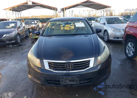 2008 Honda Accord 2.4 Lx-P z USA, uszkodzony, nr VIN 1HGCP264X8A144984